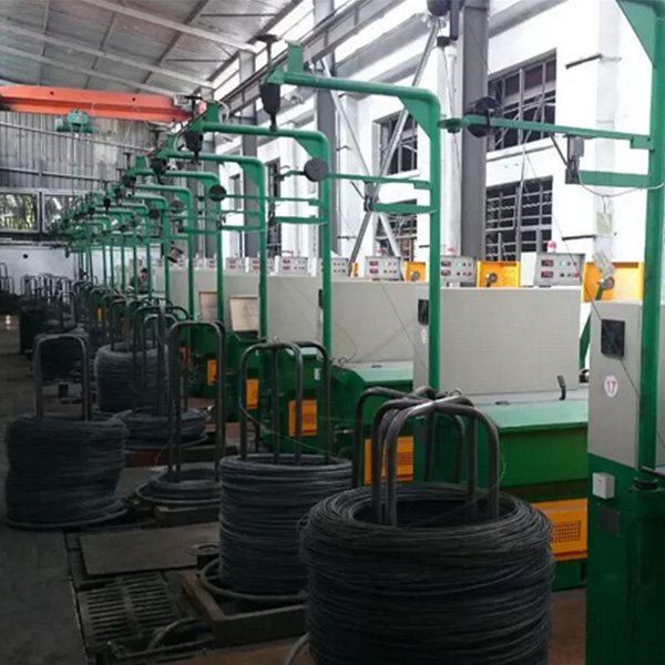Stainless iron water tank drawing machine